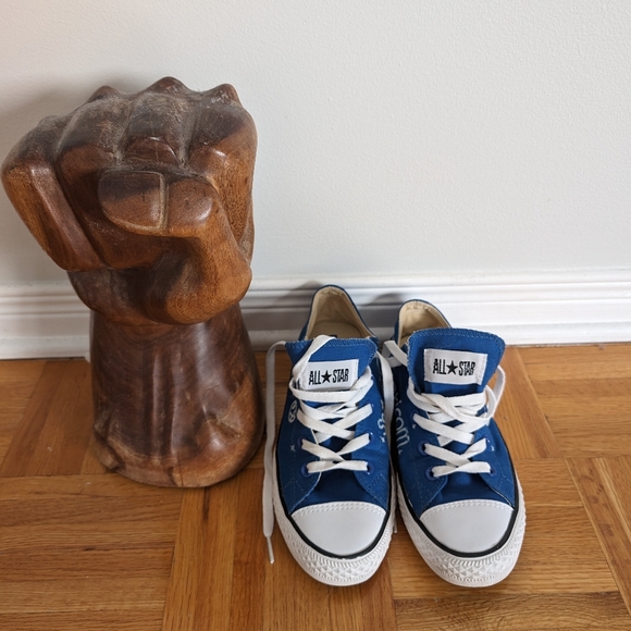 Pre-Owned Good Condition Sneakers Women's Size 7.5 / Men Size 5.5 - Picture 1 of 9